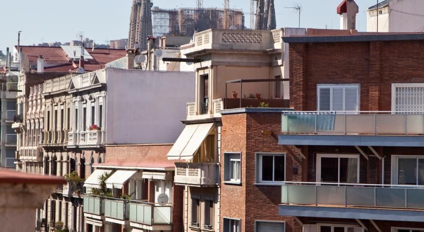 Ainb Sagrada Familia Apartments Barcelona Eksteriør billede